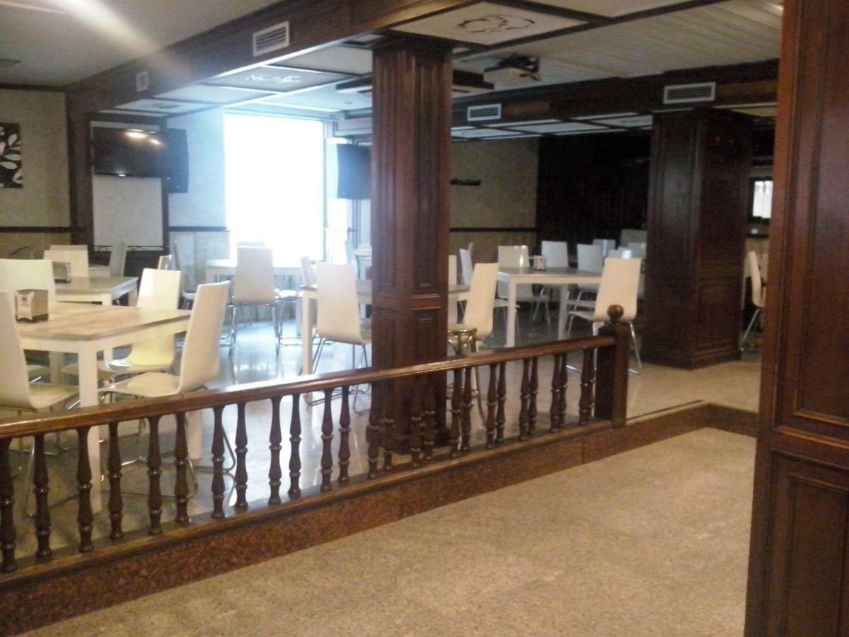 Hostal El Arco Almazán 外观 照片